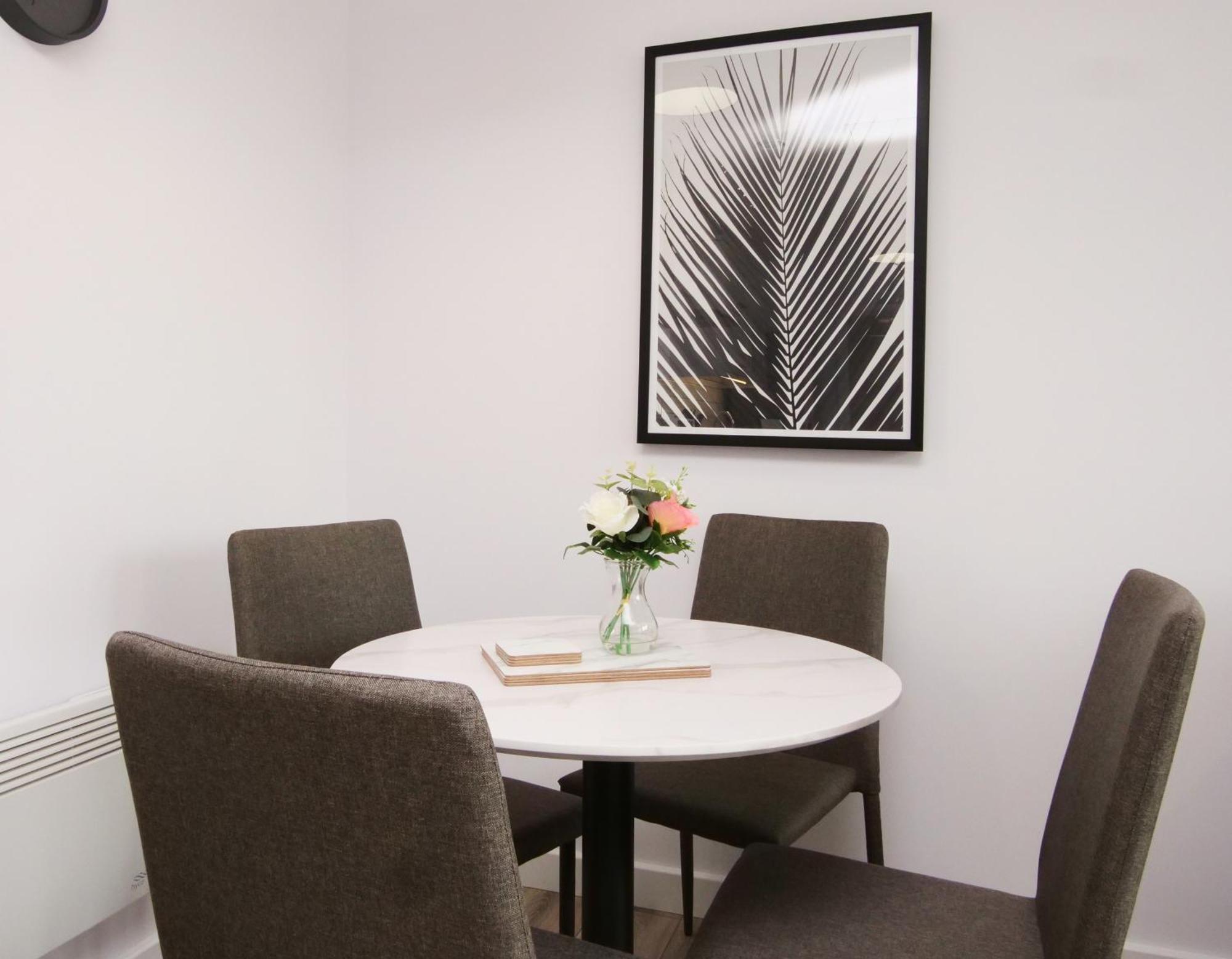 Apartment 46 Luna With Free Parking Йорк Экстерьер фото